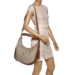 Pre Owned Michael Kors Beige/Tan Coated Canvas and Leather Lauryn Hobo