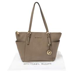 Pre Owned Michael Michael Kors Dark Beige Leather Medium Jet Set Top Zip Tote