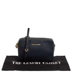 Pre Owned Michael Kors Navy Blue Leather Jet Set Crossbody Bag