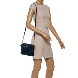 Pre Owned Michael Kors Navy Blue Leather Jet Set Crossbody Bag