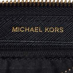 Pre Owned Michael Kors Black Leather Jet Set Travel Zip Around Wallet