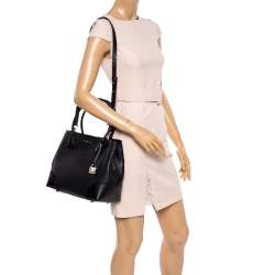 Pre Owned Michael Kors Black Perforated Leather Mercer Tote