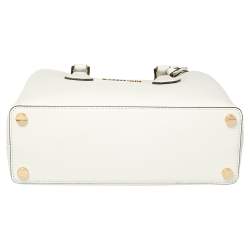 مملوكة مسبقًا حقيبة ساتشل مايكل كورس سافانه جلد بيضاءر