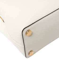 مملوكة مسبقًا حقيبة ساتشل م ايكل كورس سافانه جلد بيضاءر