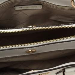 مملوكة مسبقًا حقيبة ساتشل مايكل كورس سافانه جلد بيضاءر