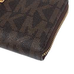 مملوكة مسبقًا محفظة مايكل كورس سحاب ملتف كانفاس مقوى شهير بنية