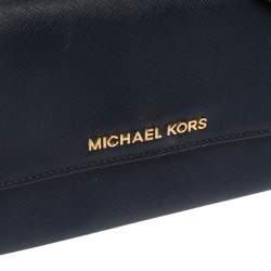 مملوكة مسبقًا Michael Kors Navy Blue Leather Jet Set Crossbody Bag