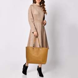 Pre Owned حقيبة يد نسائية مايكل مايكل كورس سلسلة جلد بني فاتح 