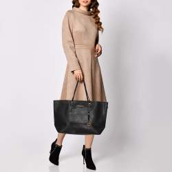 Pre Owned Michael Kors Black Leather Large Jet Set Travel Tote