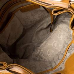 مملوكة مسبقًا حقيبة يد مايكل كورس هاميلتون نوث ساوذ كبيرة جلد صفراء 