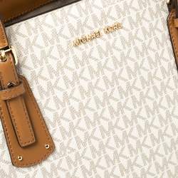 Pre Owned حقيبة يد مايكل كورس فوياغر كانفاس مقوى شهير بنية / بيضاء 