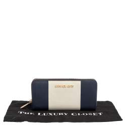 Pre Owned Michael Kors White/Blue Leather Jet Set Zip Around Wallet