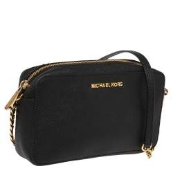 Pre Owned Michael Kors Black Leather Jet Set Crossbody Bag