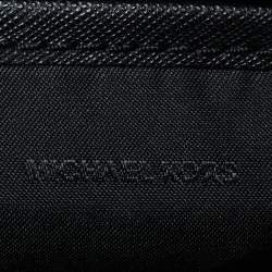 Pre Owned Michael Kors Black Leather Jet Set Crossbody Bag