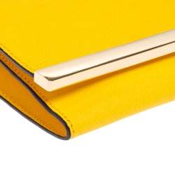 مملوكة مسبقًا Michael Kors Yellow Leather Tilda Clutch Bag