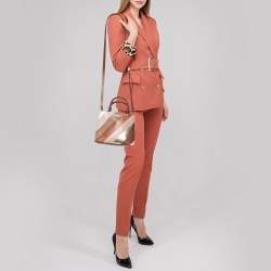 مملوكة مسبقًا حقيبة مايكل كورس آديل نقش ثعبان وجلد مخططة متعددة الألوان