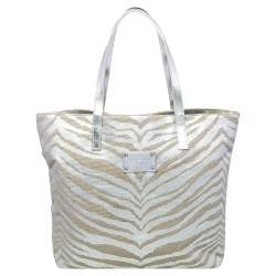Pre Owned Michael Kors Silver/Beige Canvas And Patent Leather Tote
