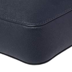 مملوكة مسبقًا Michael Kors Navy Blue Saffiano Leather Jet Set Camera Crossbody Bag