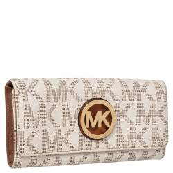 Pre Owned Michael Kors White Signature Canvas Fulton Wallet