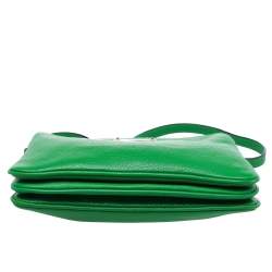 Pre Owned Michael Kors Green Leather Jet Set Crossbody Bag