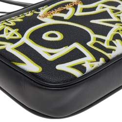مملوكة مسبقًا Michael Kors Black Graffiti Print Coated Canvas and Leather Belt Wristlet Clutch
