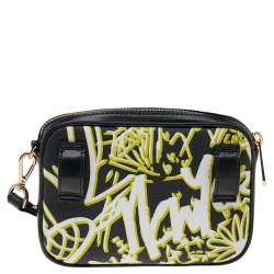 مملوكة مسبقًا Michael Kors Black Graffiti Print Coated Canvas and Leather Belt Wristlet Clutch