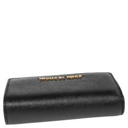 مملوكة مسبقًا محفظة مايكل كورس جت ست ترافل جلد أسود