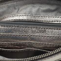 Pre Owned حقيبة معصم كلاتش مايكل كورس ميتالك جلد فالون فضى ميتالك 