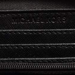 مملوكة مس بقًا Michael Kors Black Leather Jet Set Zip Around Wallet