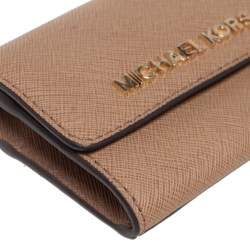 Pre Owned Michael Kors Beige Saffinao Leather Jet Set Travel Card Case