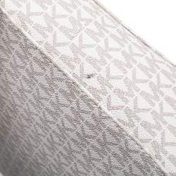 Pre Owned Michael Kors White Signature Coated Canvas Jet Set Travel Messenger Bag