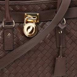 مملوكة مسبقًا MICHAEL Michael Kors Brown Woven Leather Hamilton Tote