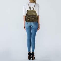 Pre Owned حقيبة ظهر مايكل كورس كارغو ابي متوسطة جلد ونايلون أخضر ميليتري