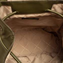 Pre Owned حقيبة ظهر مايكل كورس كارغو ابي متوسطة جلد ونايلون أخضر ميليتري