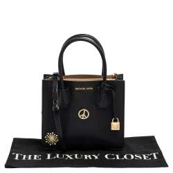 Pre Owned حقيبة مايكل كورس ميني ميرسر كانفاس وجلد بني بالشعار ثنائي اللون