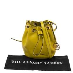 Pre Owned Michael Kors Apple Green Leather Jules Bucket Bag