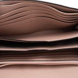 مملوكة مسبقًا محفظة بسلسلة مايكل كورس أفا مزخرف كريستال جلد وردي