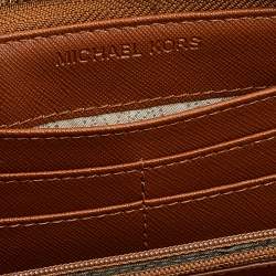 Pre Owned محفظة مايكل كورس جلد نقشة التمساح بني بسحاب ملتف