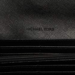 مملوكة مسبقًا محفظة كونتينينتال مايكل كورس فولتون جلد مُحبب أسود بقلاب