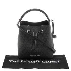 Pre Owned Michael Kors Black/Grey Signature Canvas Suri Drawstring Bucket Bag