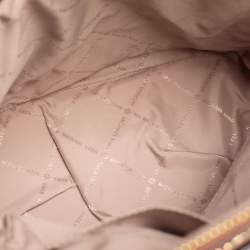 مملوكة مسبقًا MICHAEL Michael Kors White/Tan Signature Canvas And Leather Emmy Backpack