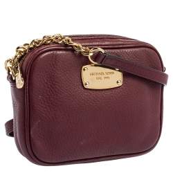 مملوكة مسبقًا Michael Kors Burgundy Leather Camera Crossbody Bag