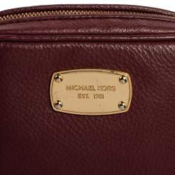 مملوكة مسبقًا Michael Kors Burgundy Leather Camera Crossbody Bag