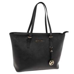 Pre Owned حقيبة يد توتس مايكل كورس جيت سيت ترافيل جلد سافيانو أسود