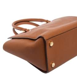 مملوكة مسبقًا Michael Kors Brown Leather Large Selma Satchel