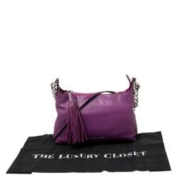 مملوكة مسبقًا حقيبة كروس مايكل كورس ماغينتا جلد بنفسجي مزينة دلاية بشراشيب