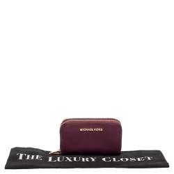 مملوكة مسبقًا محفظة مايكل كورس كومباكت سحاب ملتف مزدوج جلد سافيانو عنابي