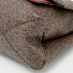 مملوكة مسبقًا حقيبة كتف مايكل مايكل كورس جلد وكانفاس بالشعار مقوى عنابي/بني متوسطة