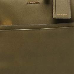 Pre Owned Michael Kors Olive Green Leather Jet Set Logo Luggage