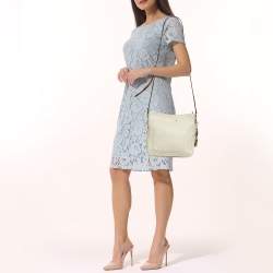 Pre Owned Michael Kors White Signature Coated Canvas Jet Set Messenger Bag